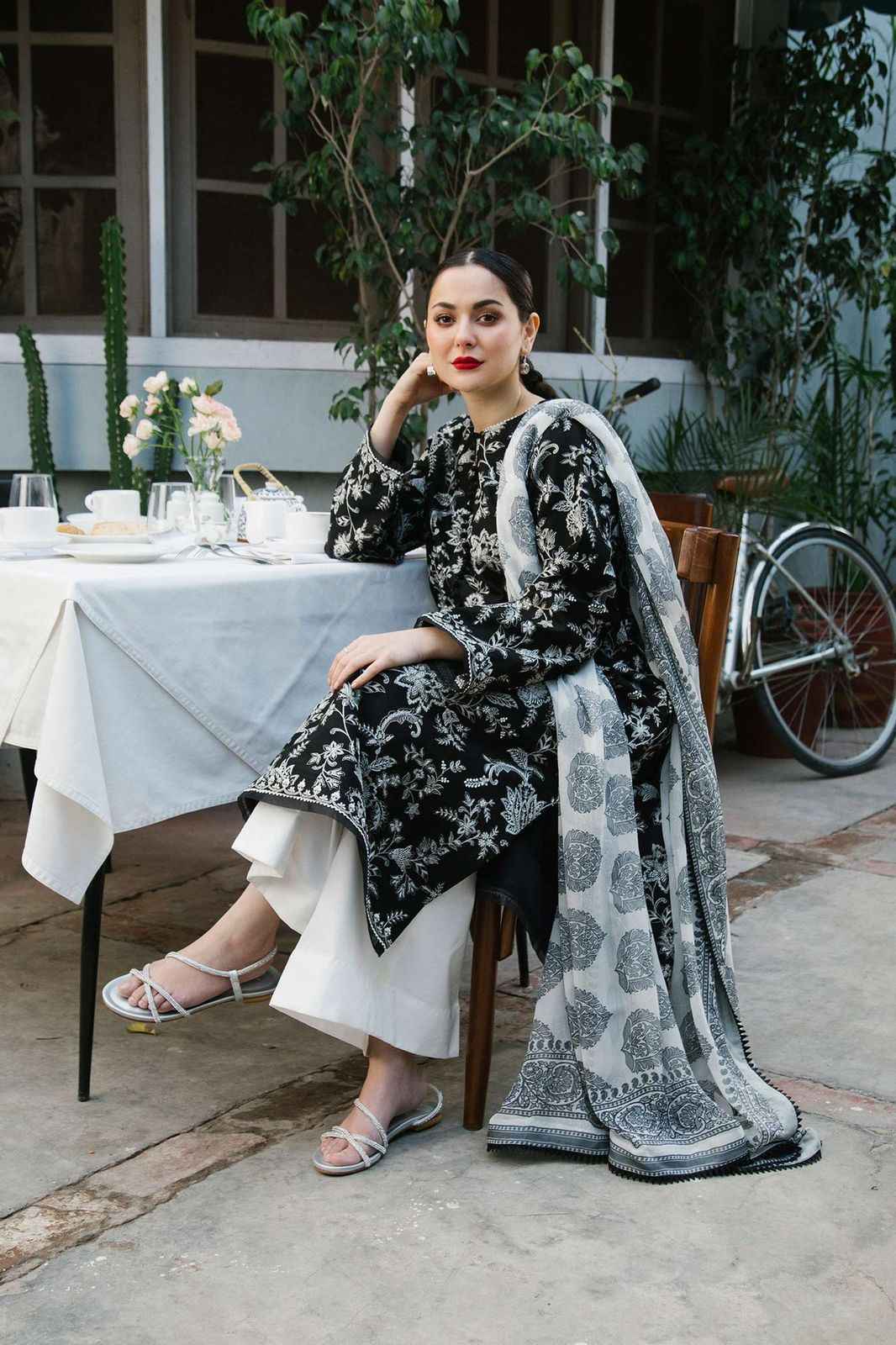 Zara Shahjahan Summer Collection 2024 | 3Pc Fancy Embroidered Lawn Suit with Printed Tarkashi Dupatta – Wholesale Price Rs 3999